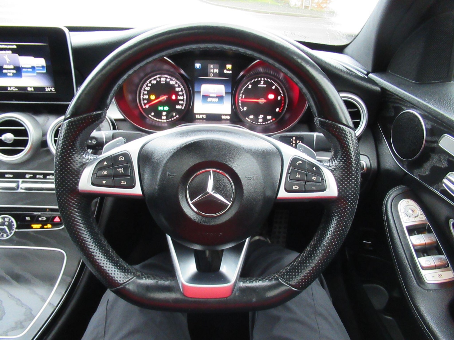 Used Mercedes-Benz C Class 2017 for sale - 77646963: Photo 28