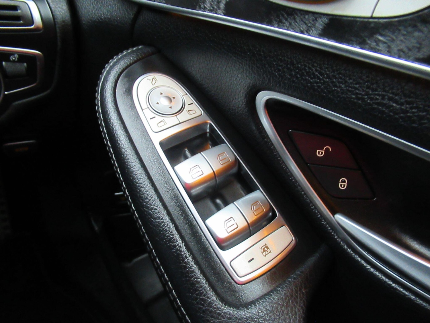 Used Mercedes-Benz C Class 2017 for sale - 77646963: Photo 34