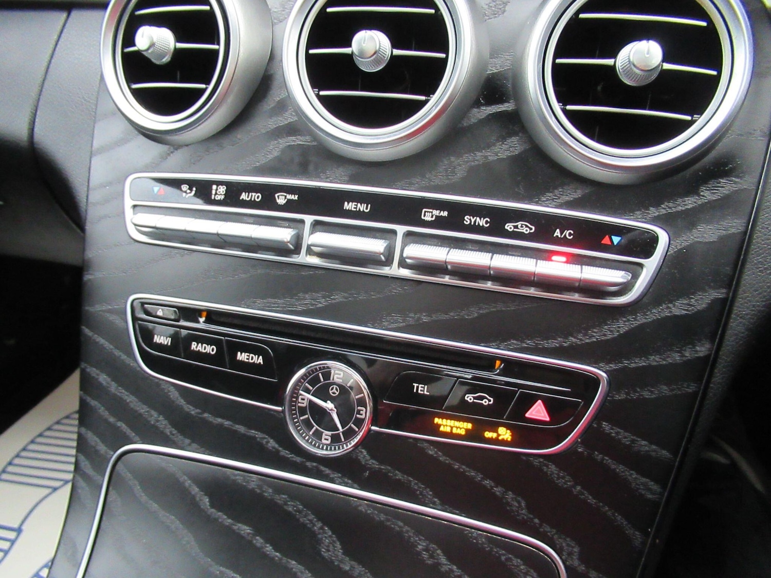 Used Mercedes-Benz C Class 2017 for sale - 77646963: Photo 40