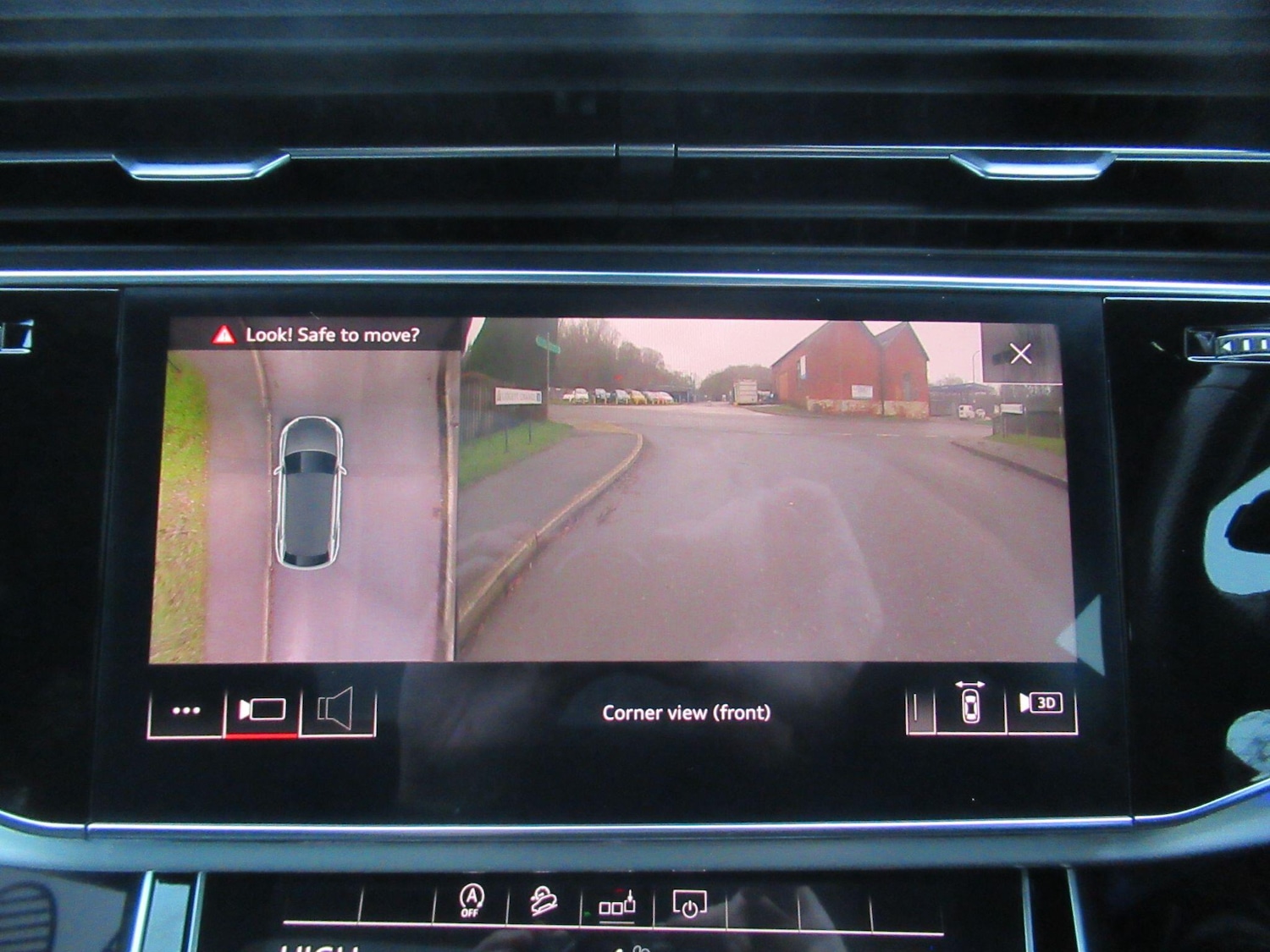 Used Audi Q8 for sale - 77330444: Photo 52