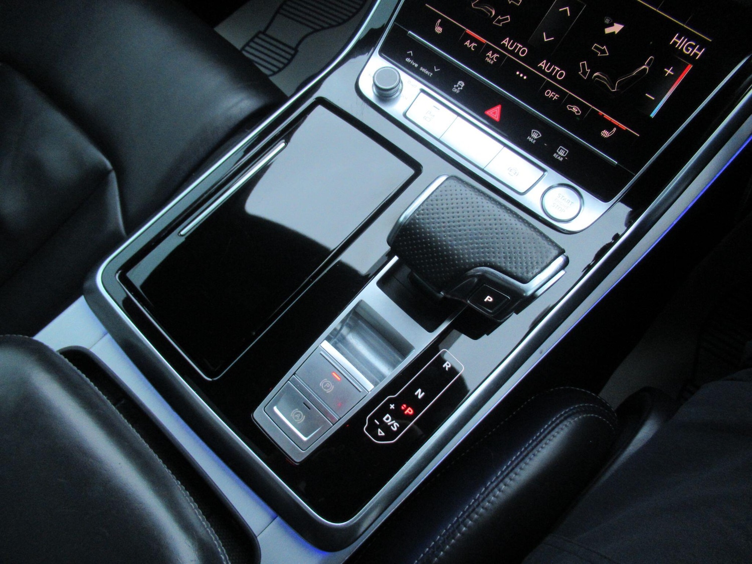 Used Audi Q8 for sale - 77330444: Photo 57