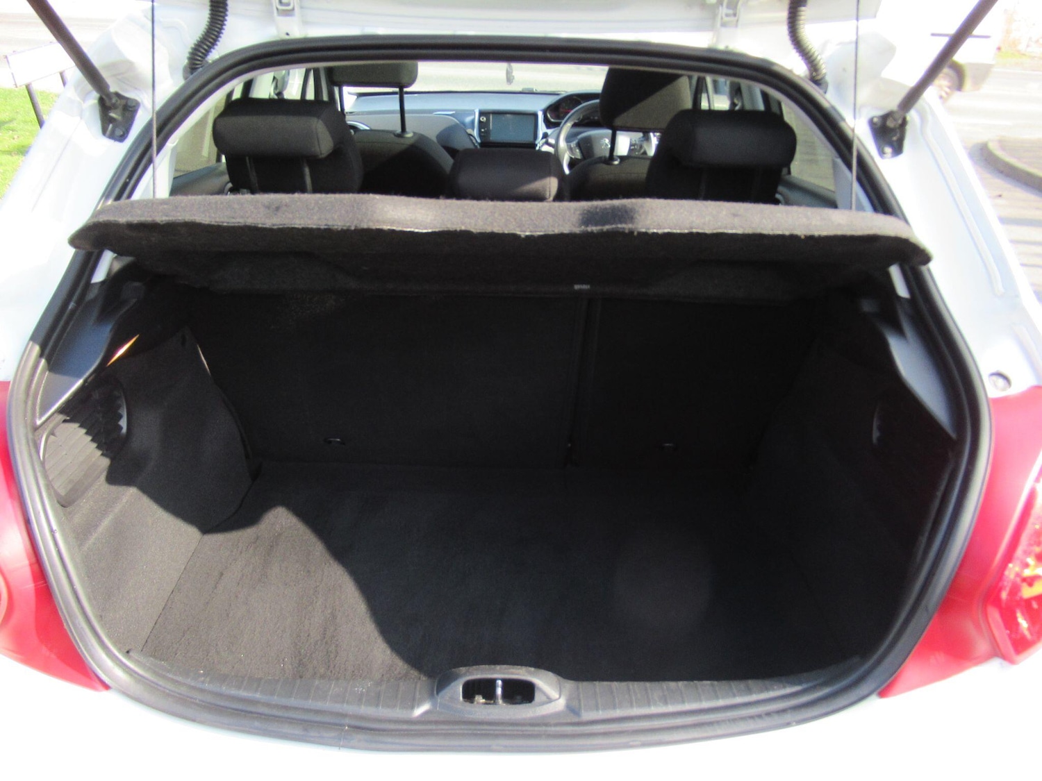 Used Peugeot 208 for sale - 77769757: Photo 22