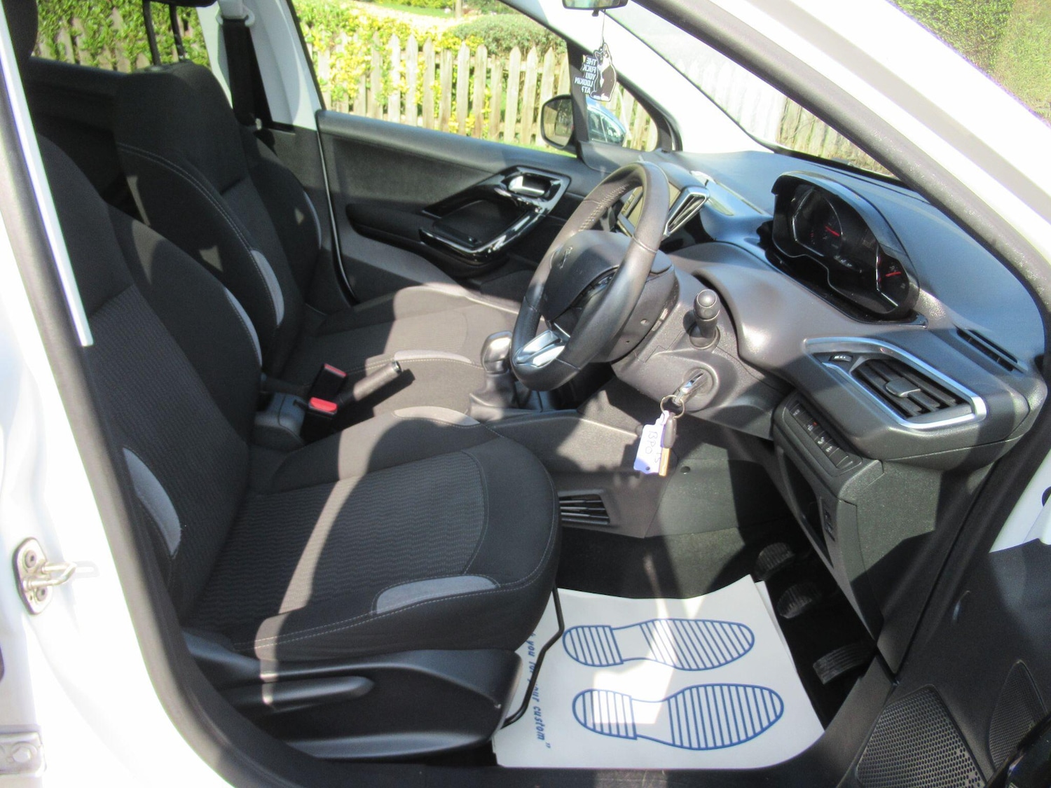 Used Peugeot 208 for sale - 77769757: Photo 25