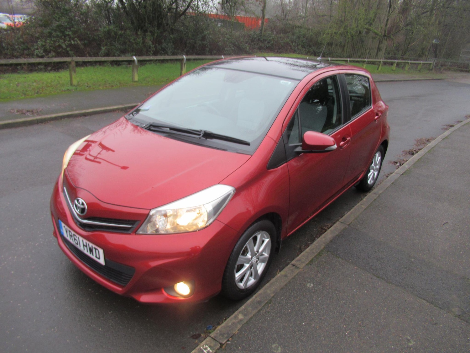 Used Toyota Yaris for sale - 77958340: Photo 12