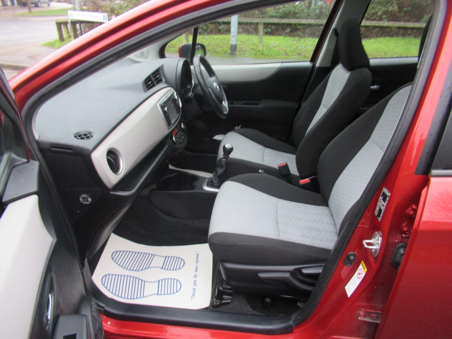 Used Toyota Yaris for sale - 77958340: Photo 15