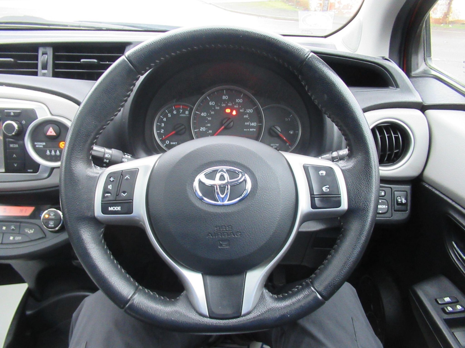 Used Toyota Yaris for sale - 77958340: Photo 26