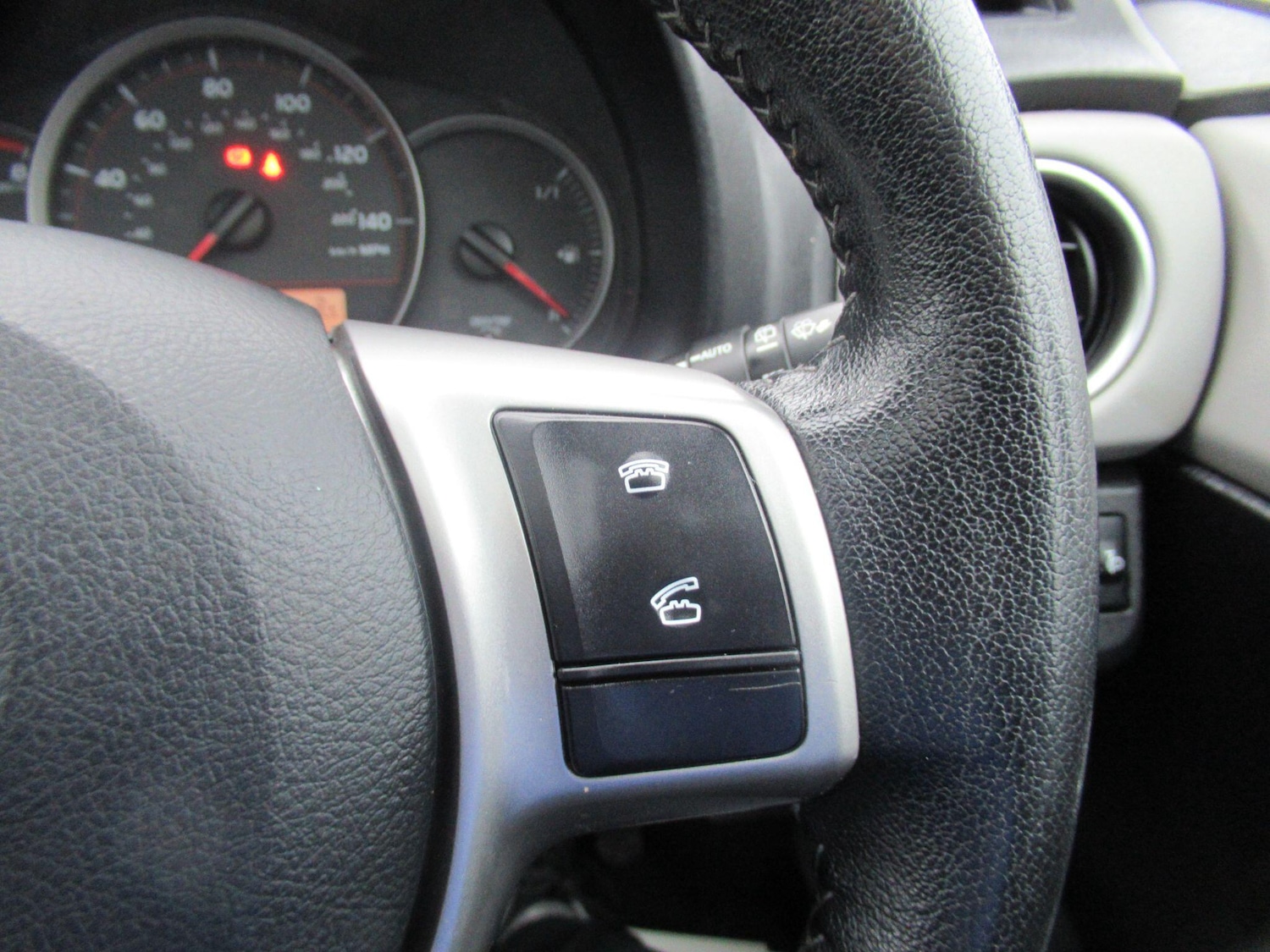 Used Toyota Yaris for sale - 77958340: Photo 28