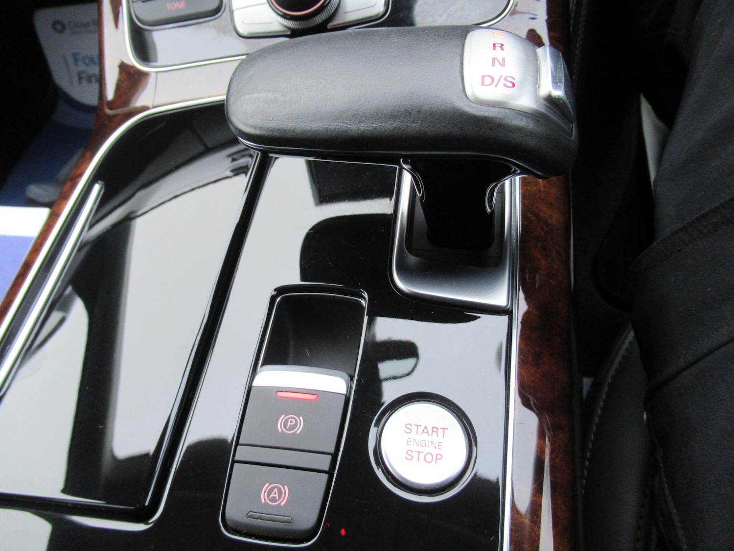 Used Audi A8 2013 for sale - 76965513: Photo 12