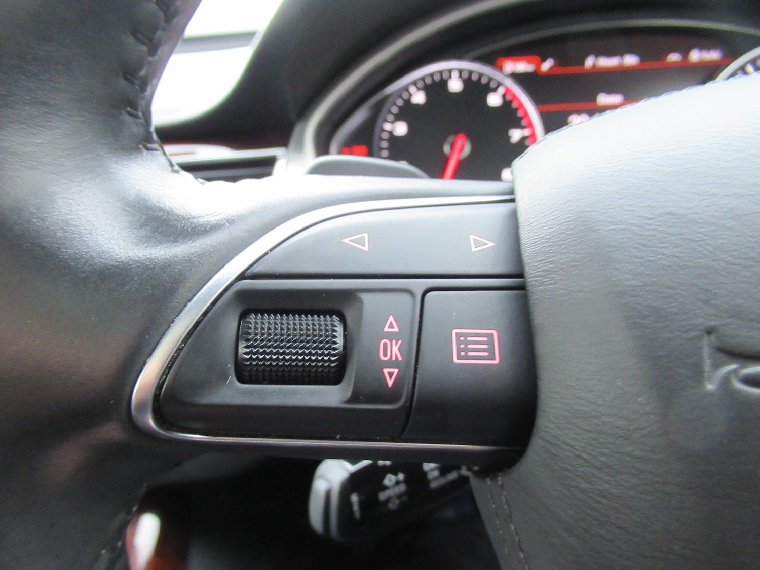 Used Audi A8 2013 for sale - 76965513: Photo 17