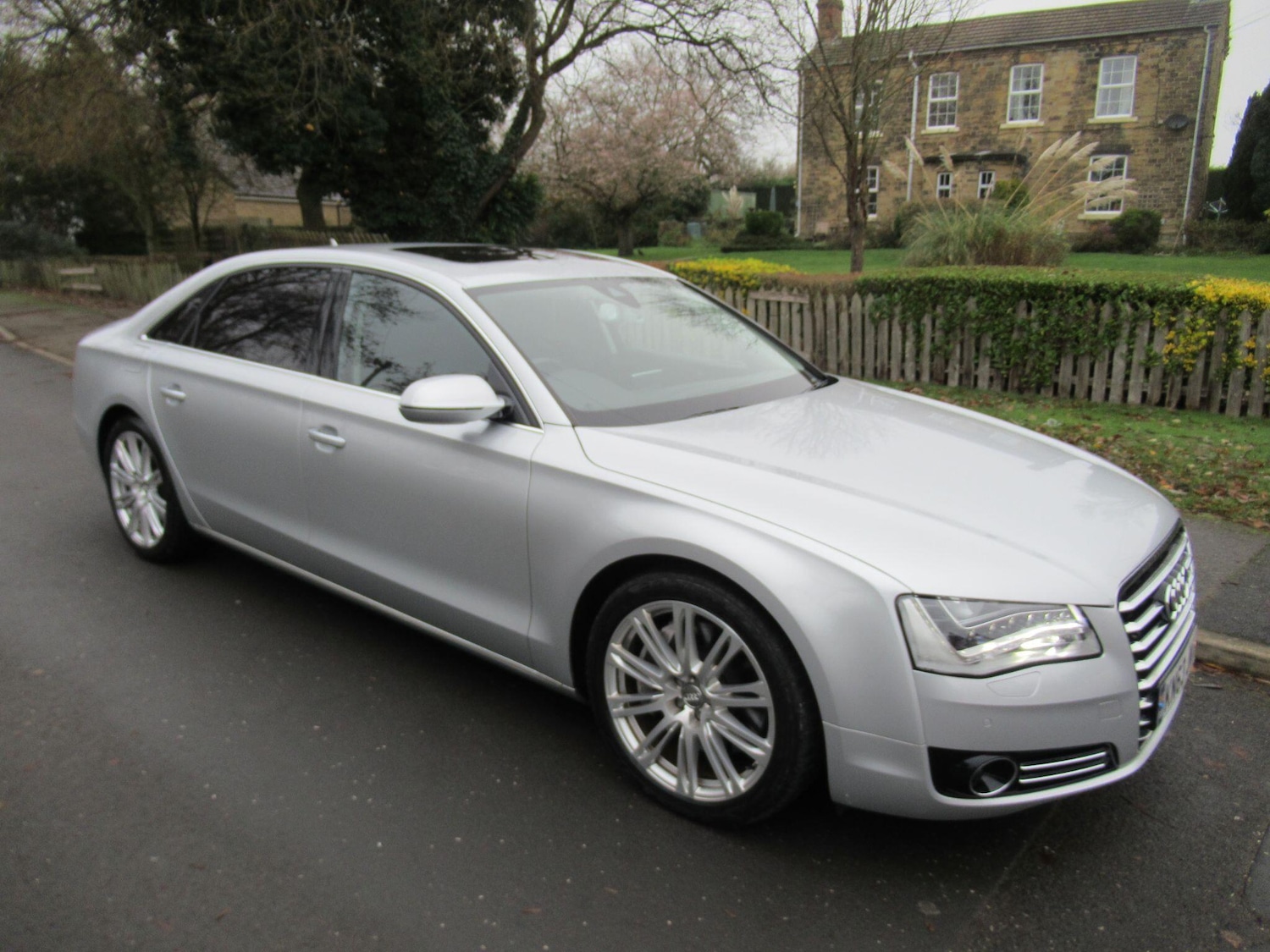 Used Audi A8 2013 for sale - 76965513: Photo 5