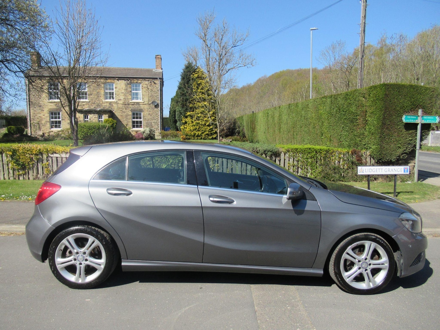 Used Mercedes-Benz A-Class 2015 for sale - 76337097: Photo 3