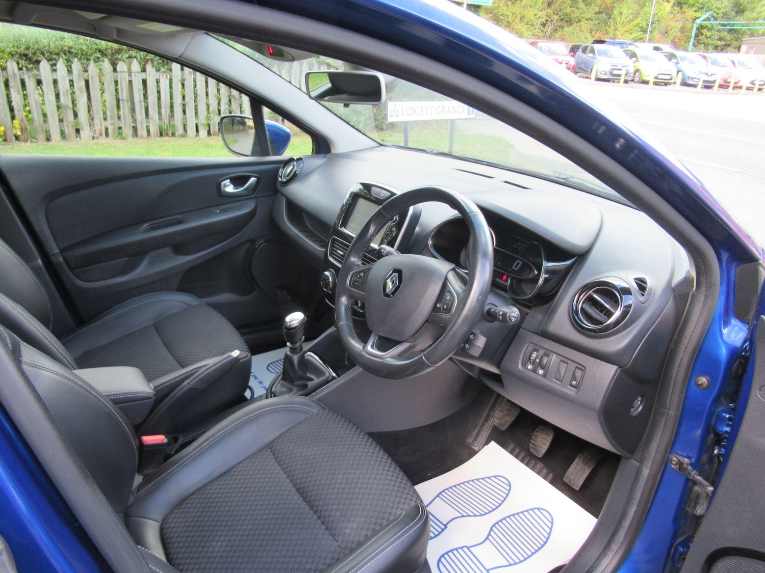 Used Renault Clio 2018 for sale - 75782340: Photo 20