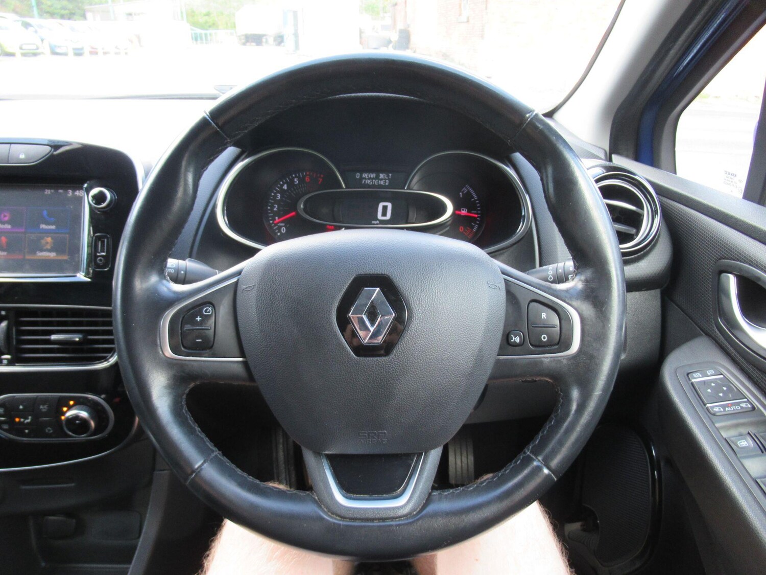 Used Renault Clio 2018 for sale - 75782340: Photo 22