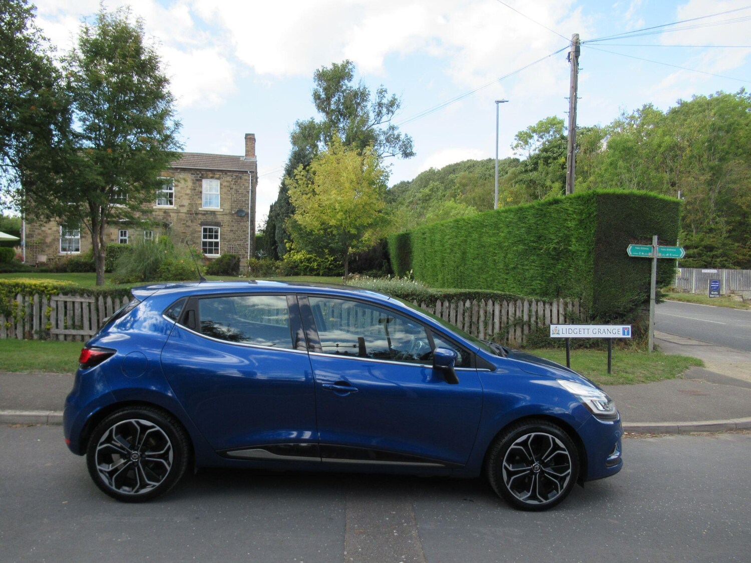 Used Renault Clio 2018 for sale - 75782340: Photo 3