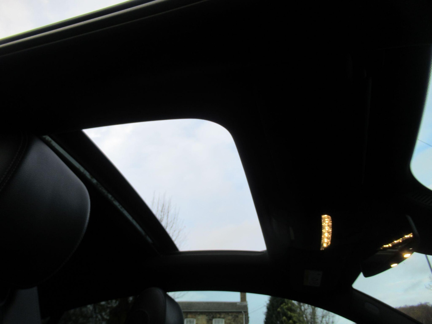 Used Mercedes-Benz E Class 2018 for sale - 76839340: Photo 26