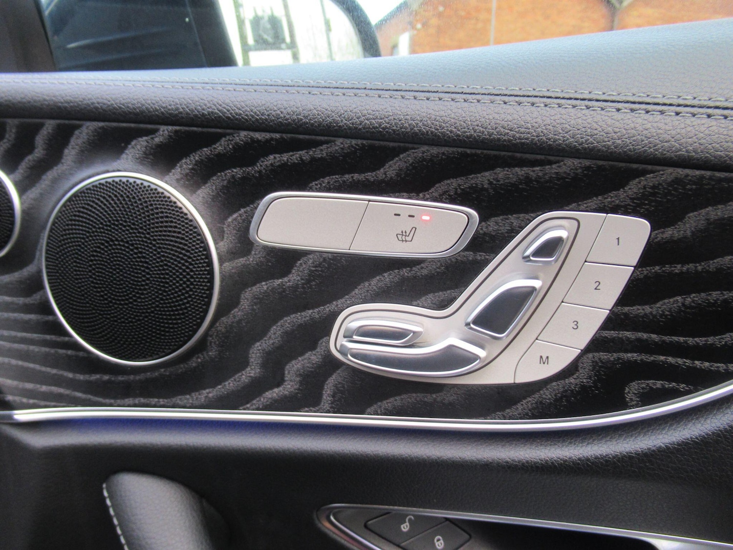 Used Mercedes-Benz E Class 2018 for sale - 76839340: Photo 27