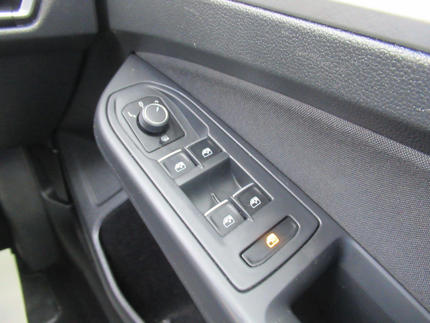 Used Volkswagen Golf 2020 for sale - 77344092: Photo 23