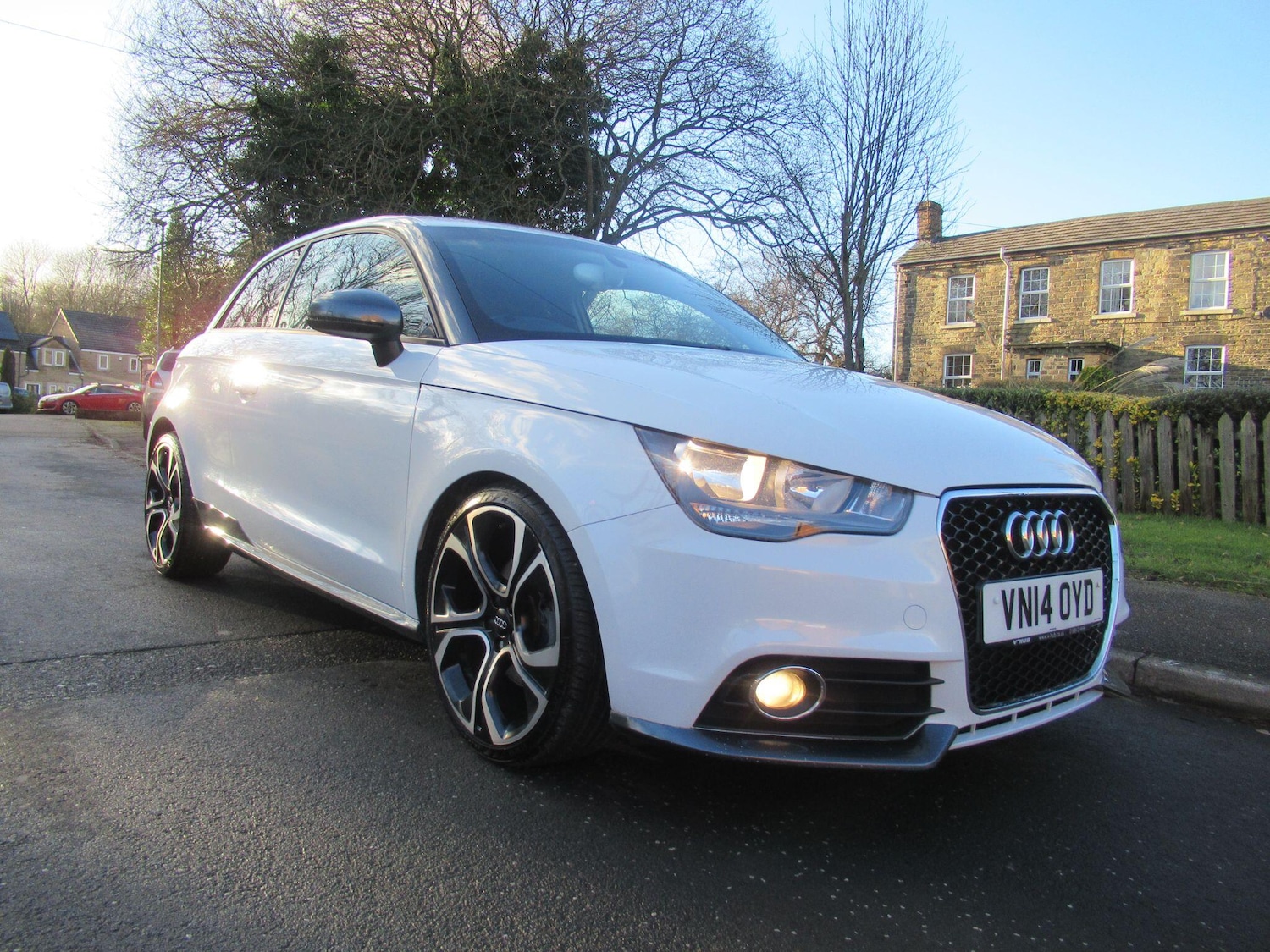Used Audi A1 2014 for sale - 77599119: Photo 2