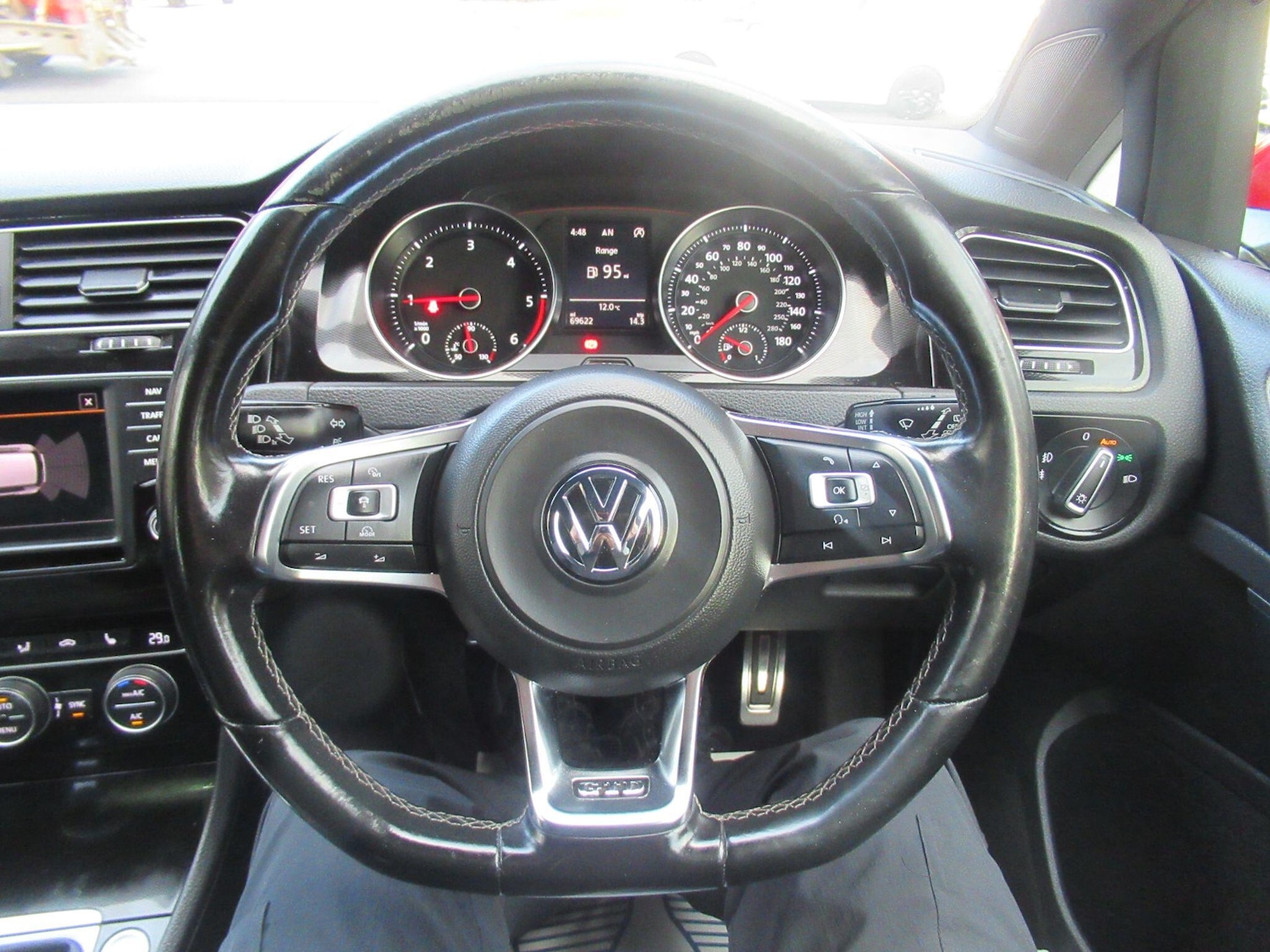 Used Volkswagen Golf 2016 for sale - 76993951: Photo 19