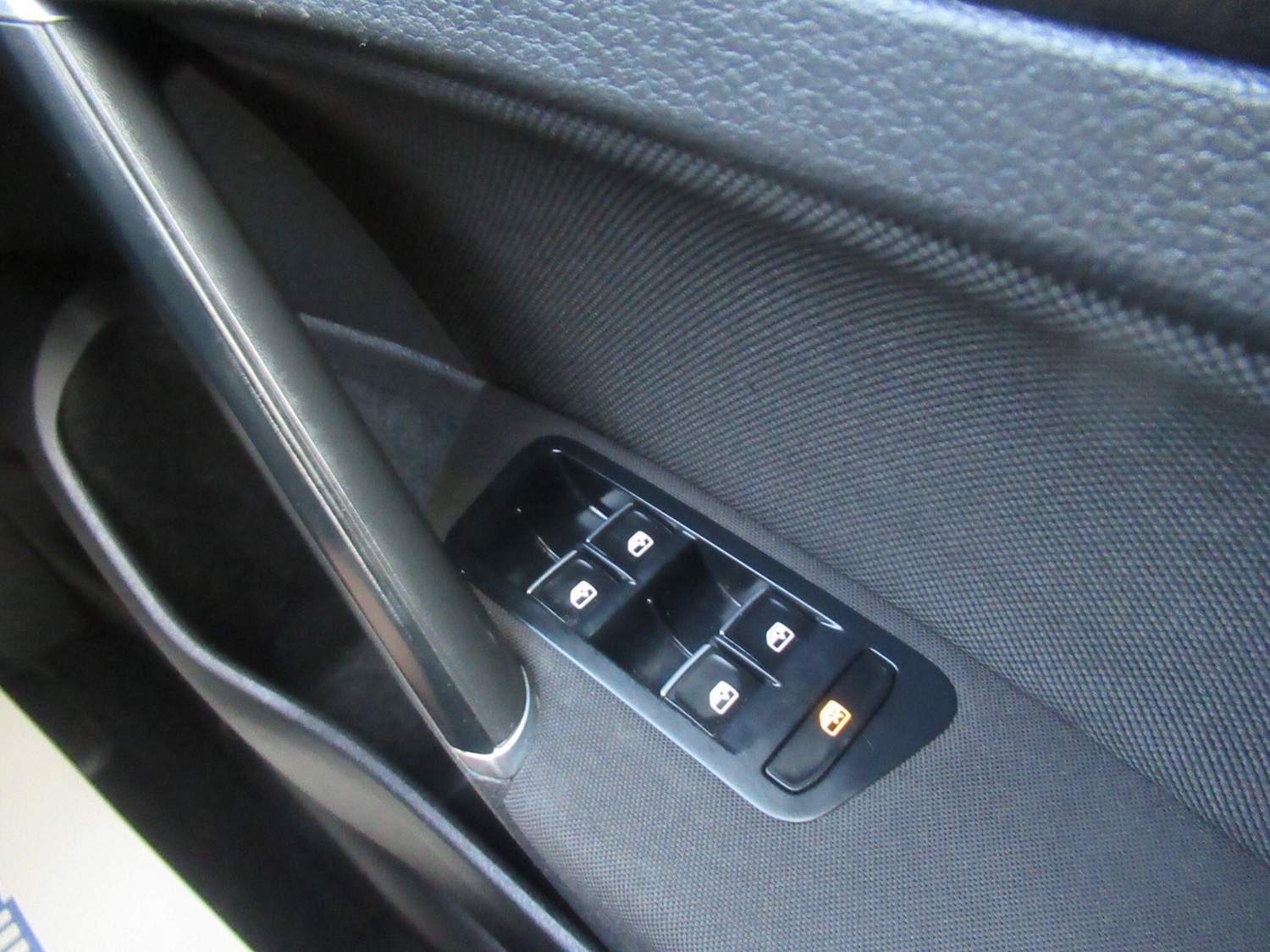 Used Volkswagen Golf 2016 for sale - 76993951: Photo 25