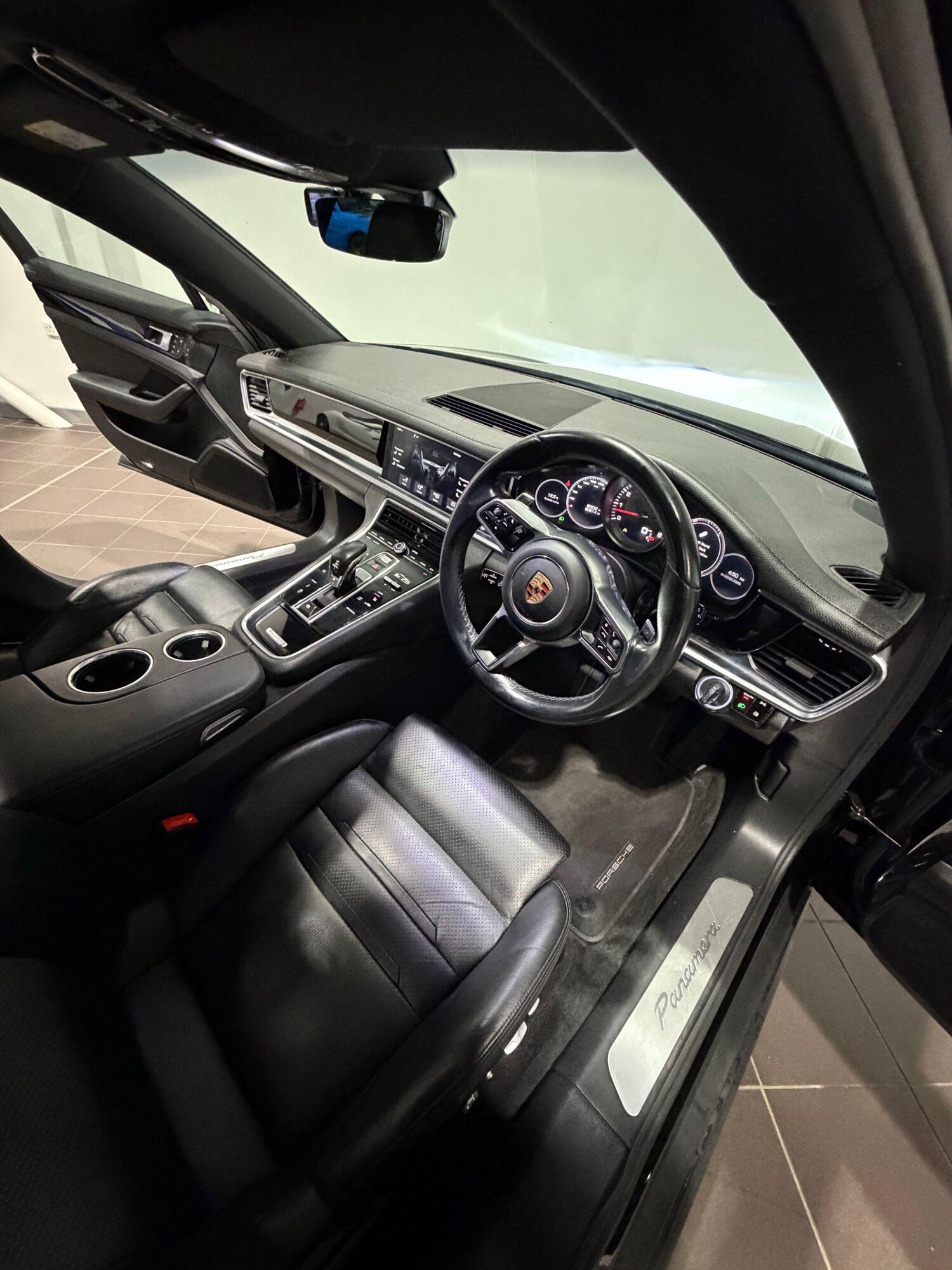 Used Porsche Panamera 2017 for sale - 77633655: Photo 10