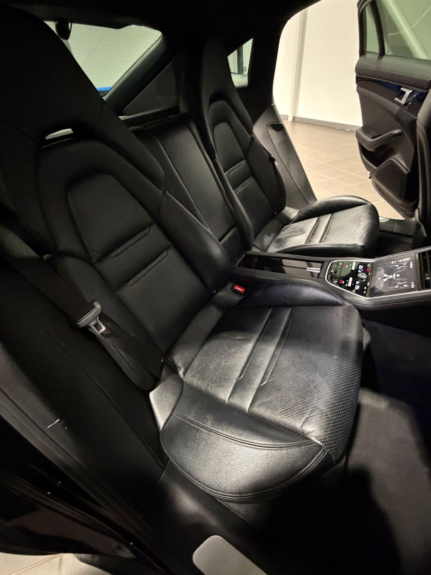 Used Porsche Panamera 2017 for sale - 77633655: Photo 12