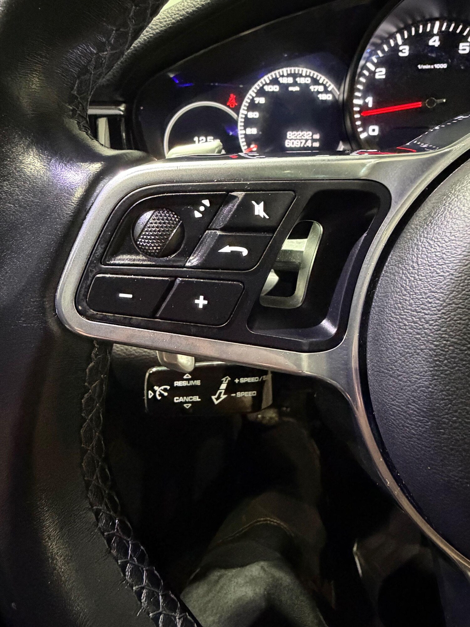 Used Porsche Panamera 2017 for sale - 77633655: Photo 16