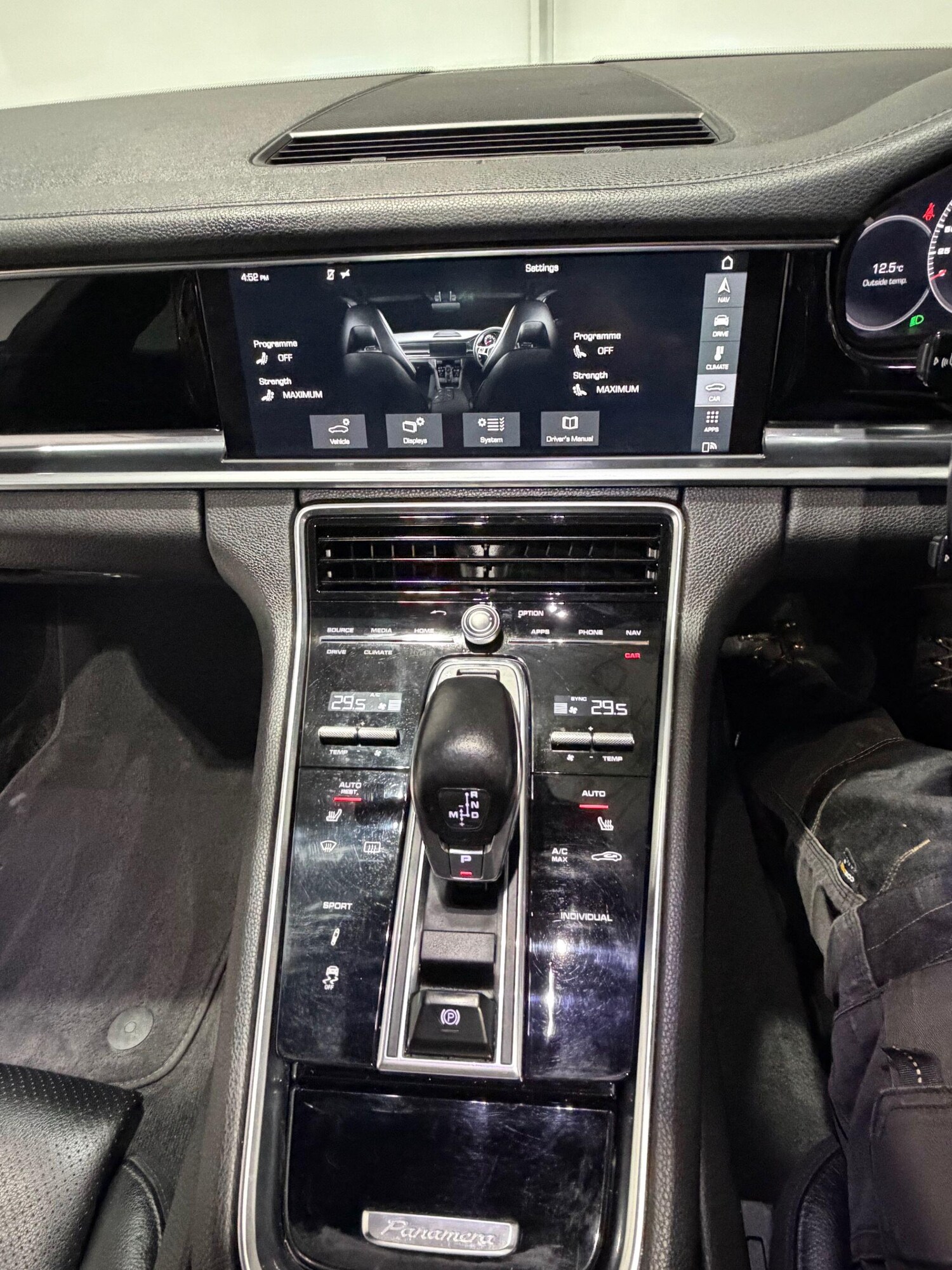 Used Porsche Panamera 2017 for sale - 77633655: Photo 28