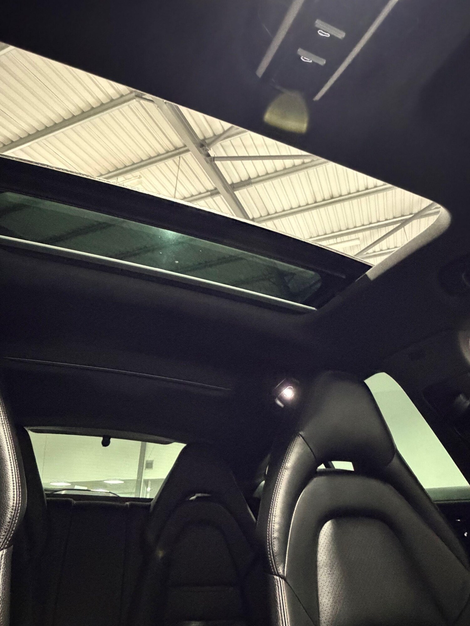 Used Porsche Panamera 2017 for sale - 77633655: Photo 36