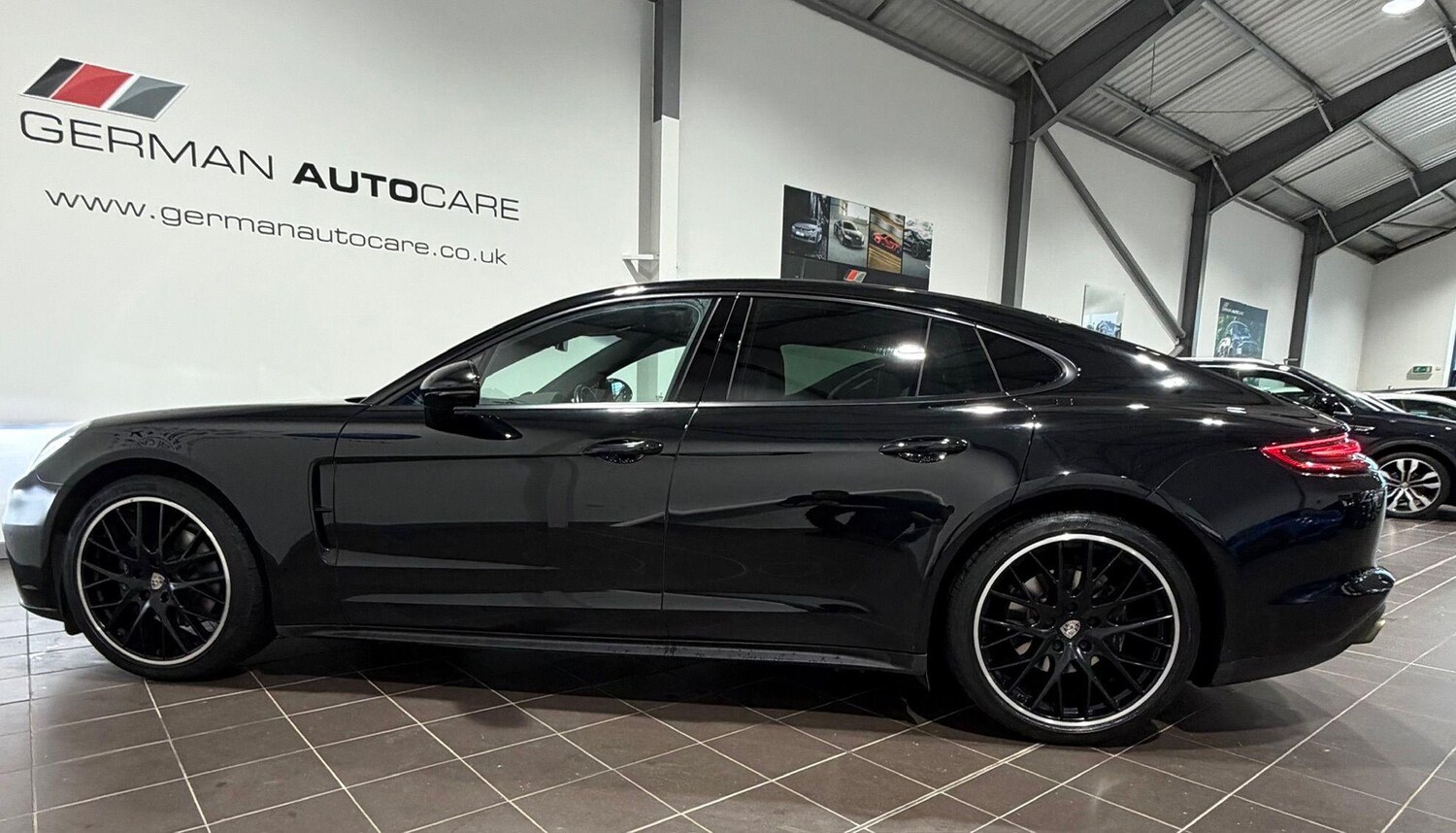 Used Porsche Panamera 2017 for sale - 77633655: Photo 6