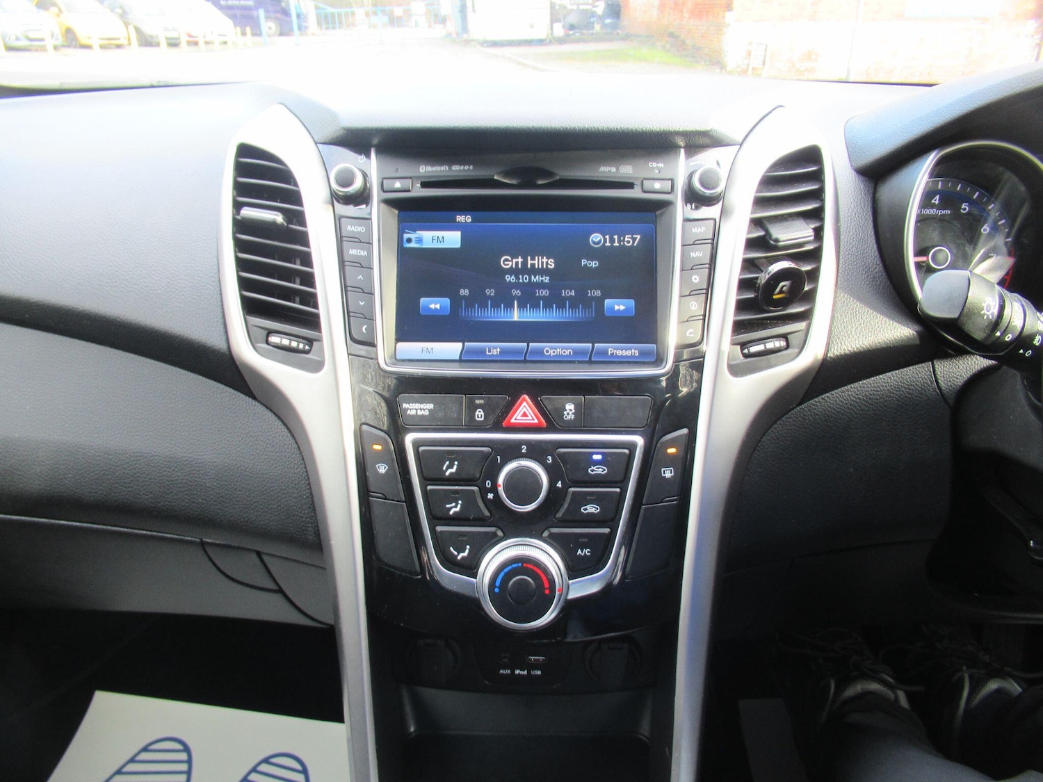 Used Hyundai i30 2016 for sale - 77266852: Photo 28