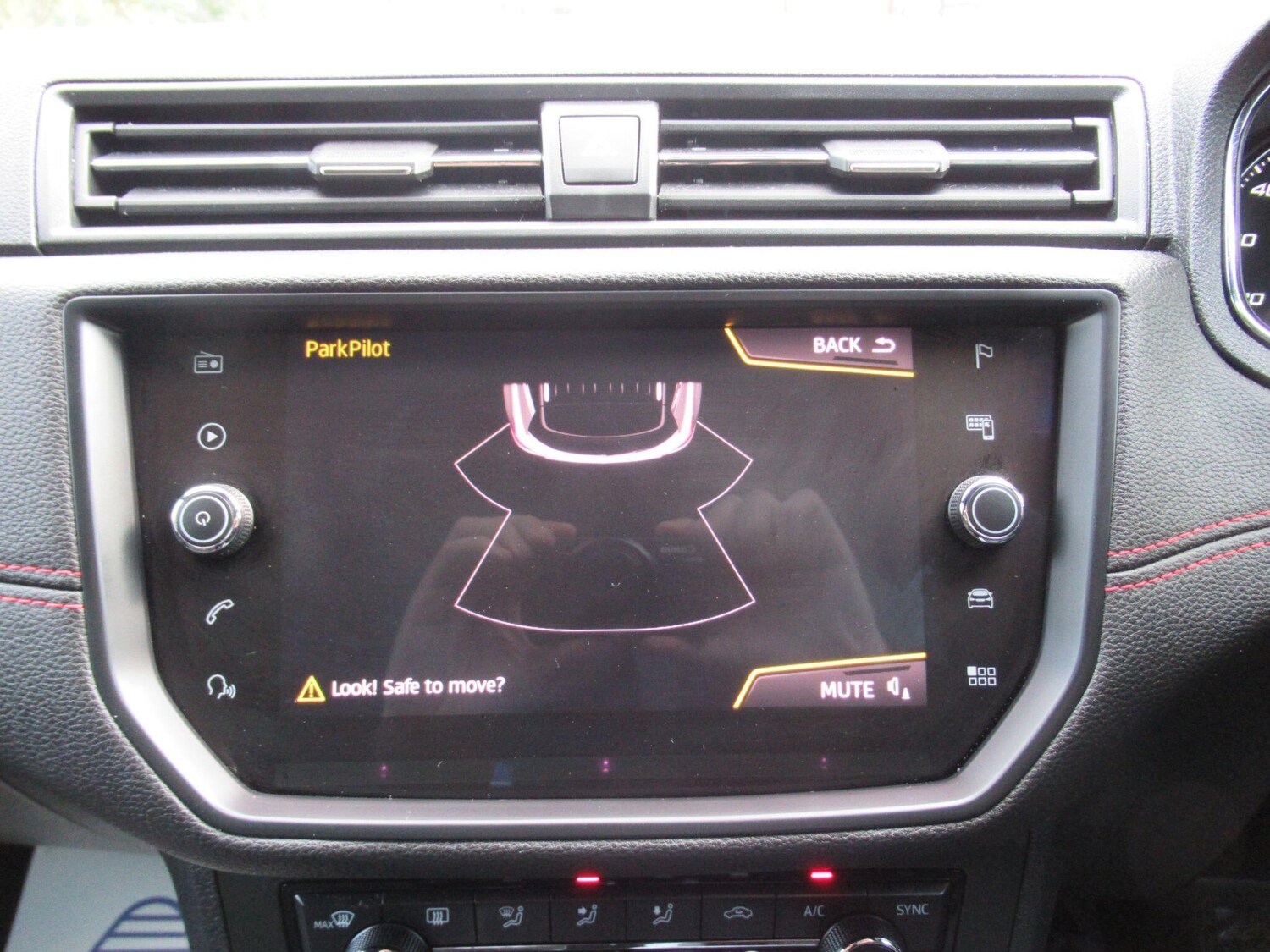 Used SEAT Arona 2018 for sale - 75989801: Photo 29