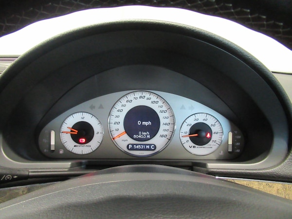 Used Mercedes-Benz E Class 2015 for sale - 74874902: Photo 41