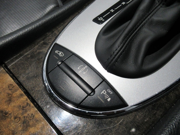 Used Mercedes-Benz E Class 2015 for sale - 74874902: Photo 50