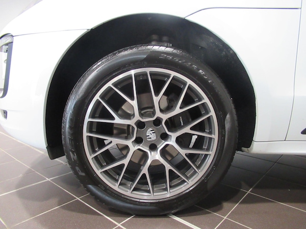 Used Porsche Macan 2018 for sale - 75477820: Photo 14