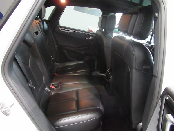 Used Porsche Macan 2018 for sale - 75477820: Photo 30