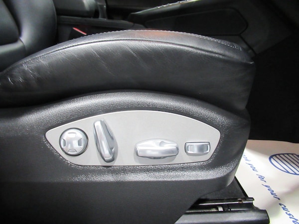 Used Porsche Macan 2018 for sale - 75477820: Photo 34