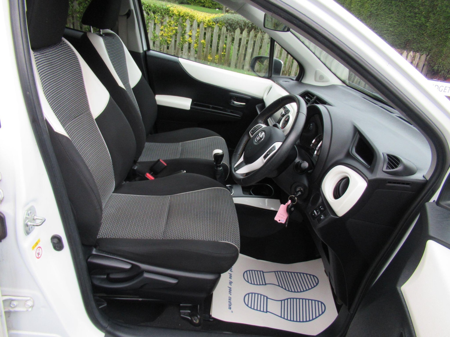 Used Toyota Yaris for sale - 77958491: Photo 17