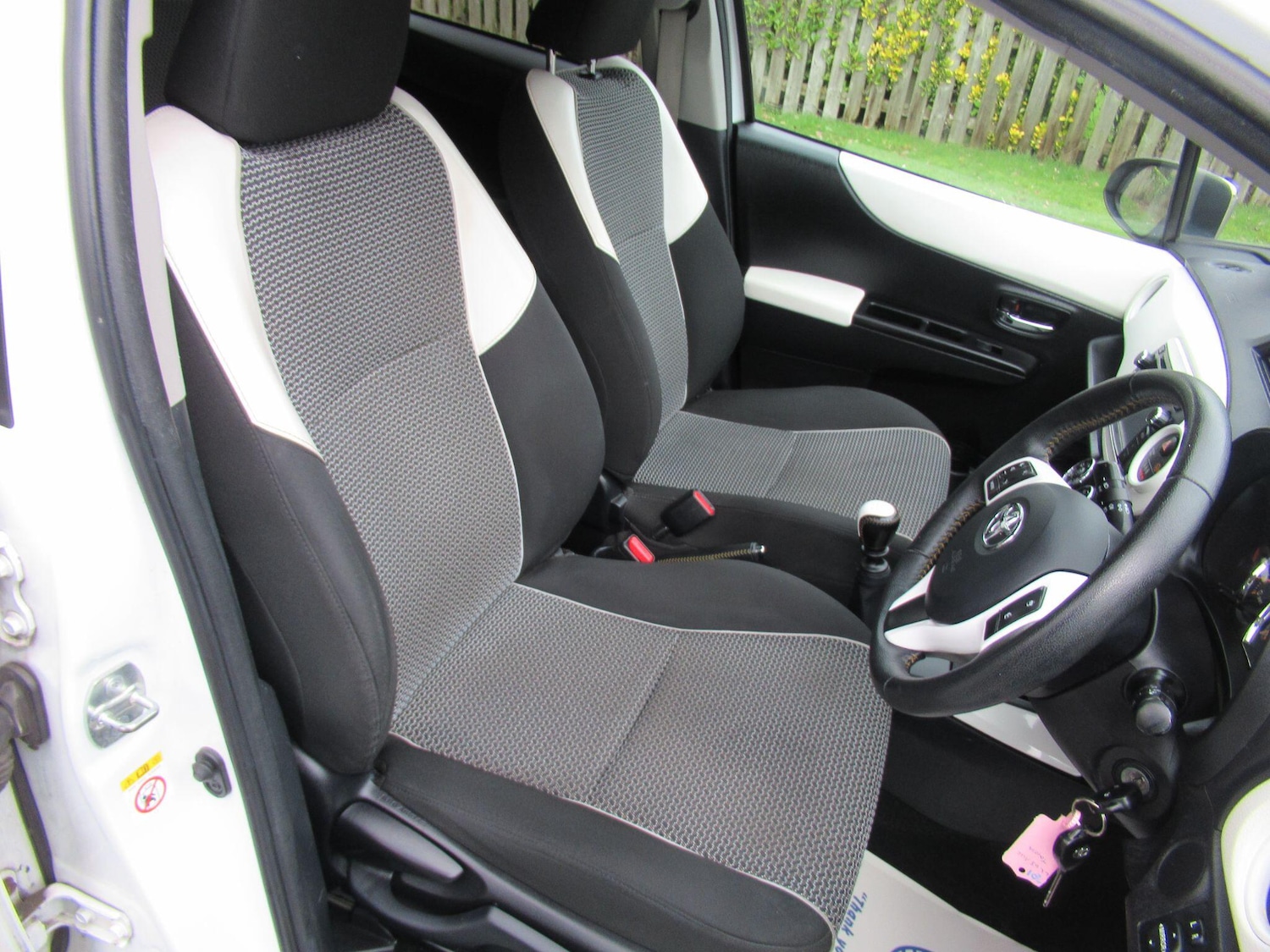 Used Toyota Yaris for sale - 77958491: Photo 19