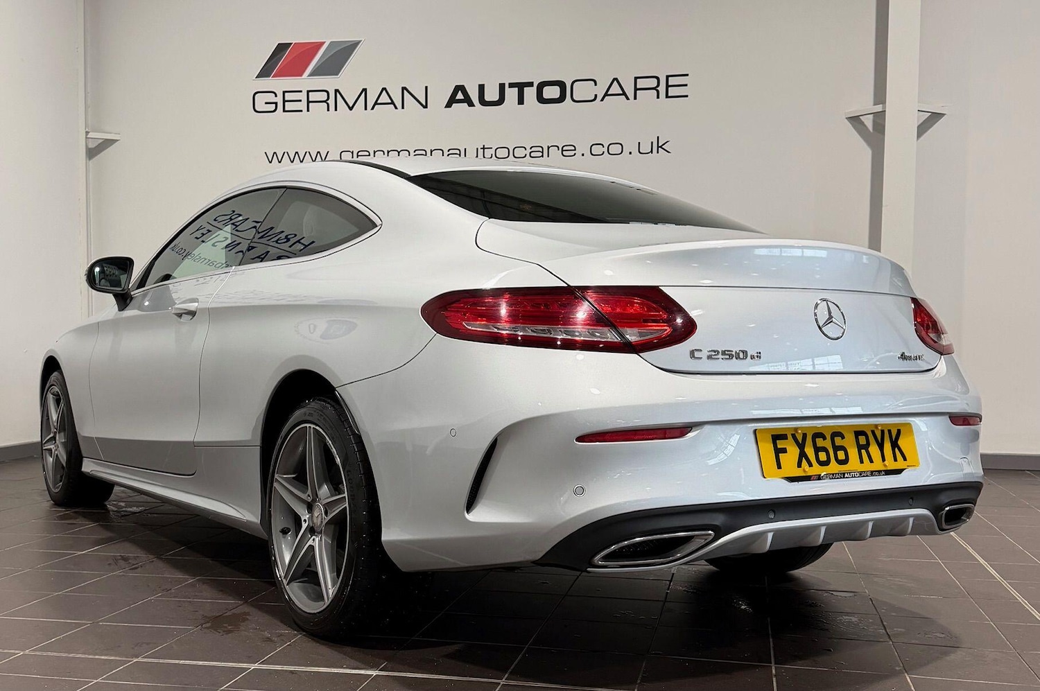 Used Mercedes-Benz C Class 2016 for sale - 77704724: Photo 4