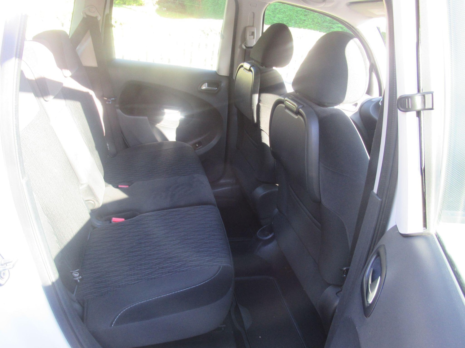 Used Citroen C3 Picasso 2013 for sale - 76042584: Photo 20