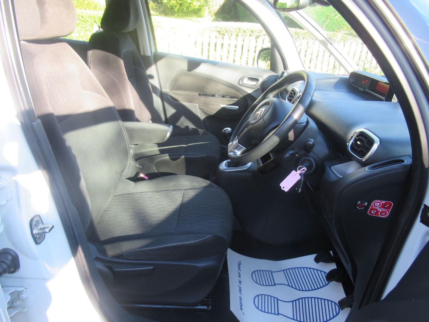 Used Citroen C3 Picasso 2013 for sale - 76042584: Photo 21