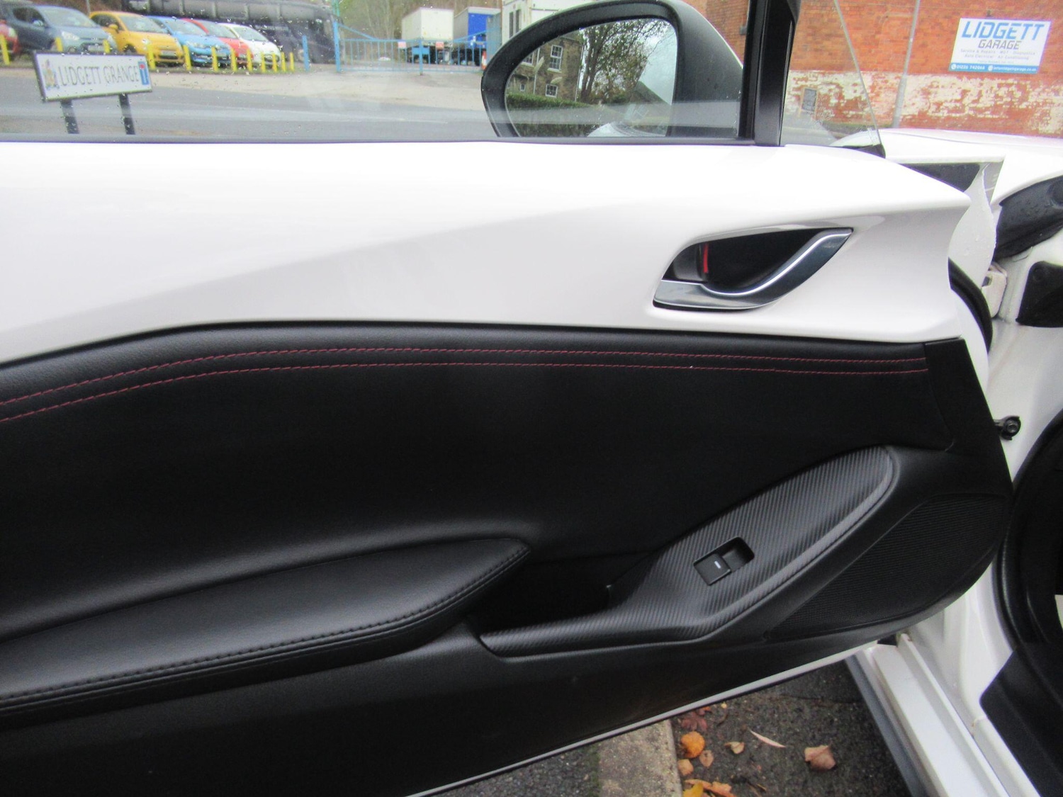 Used Mazda MX-5 2018 for sale - 76997623: Photo 17