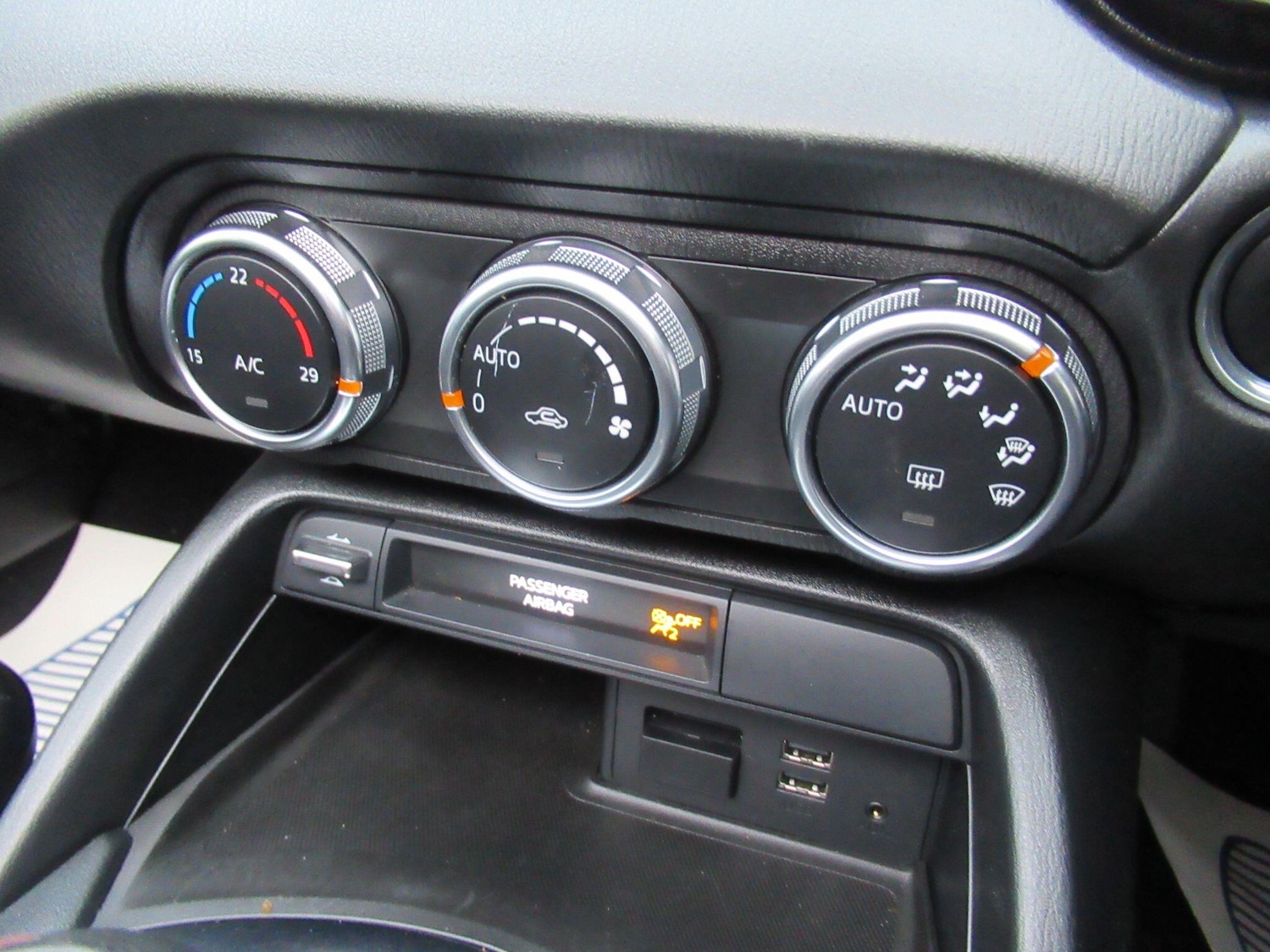 Used Mazda MX-5 2018 for sale - 76997623: Photo 35