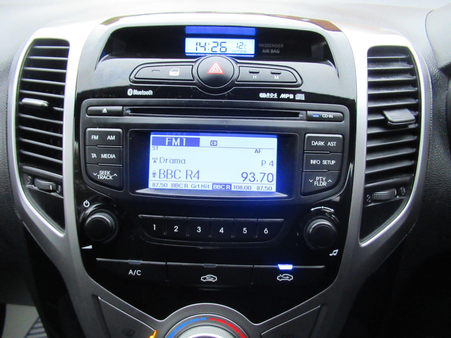 Used Hyundai Ix20 2011 for sale - 76993041: Photo 28