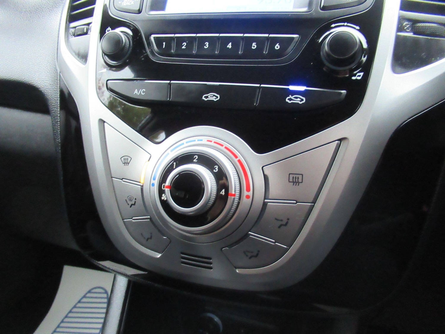 Used Hyundai Ix20 2011 for sale - 76993041: Photo 29