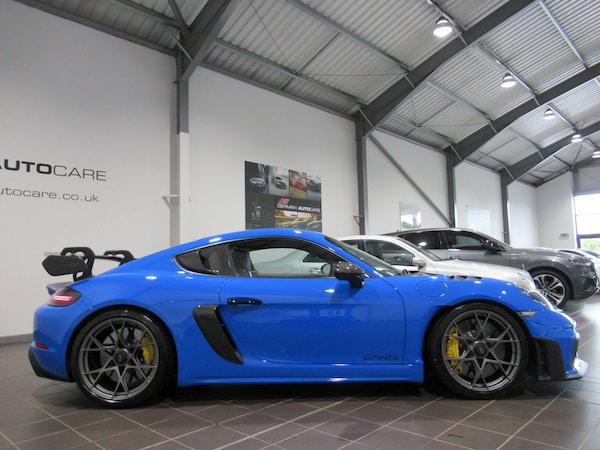 Used Porsche 718 Cayman 2023 for sale - 75110258: Photo 2