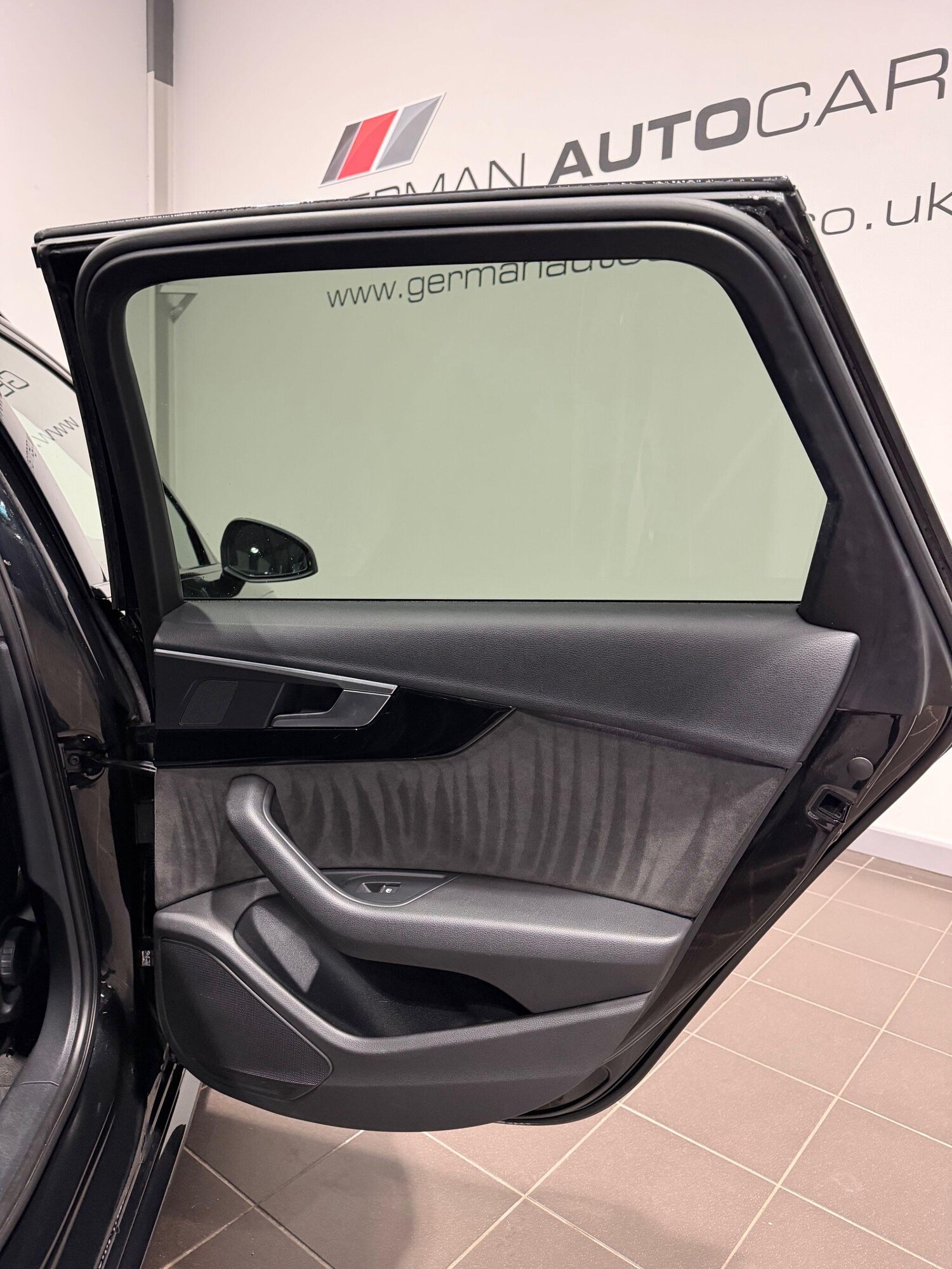 Used Audi A4 2019 for sale - 77387108: Photo 18