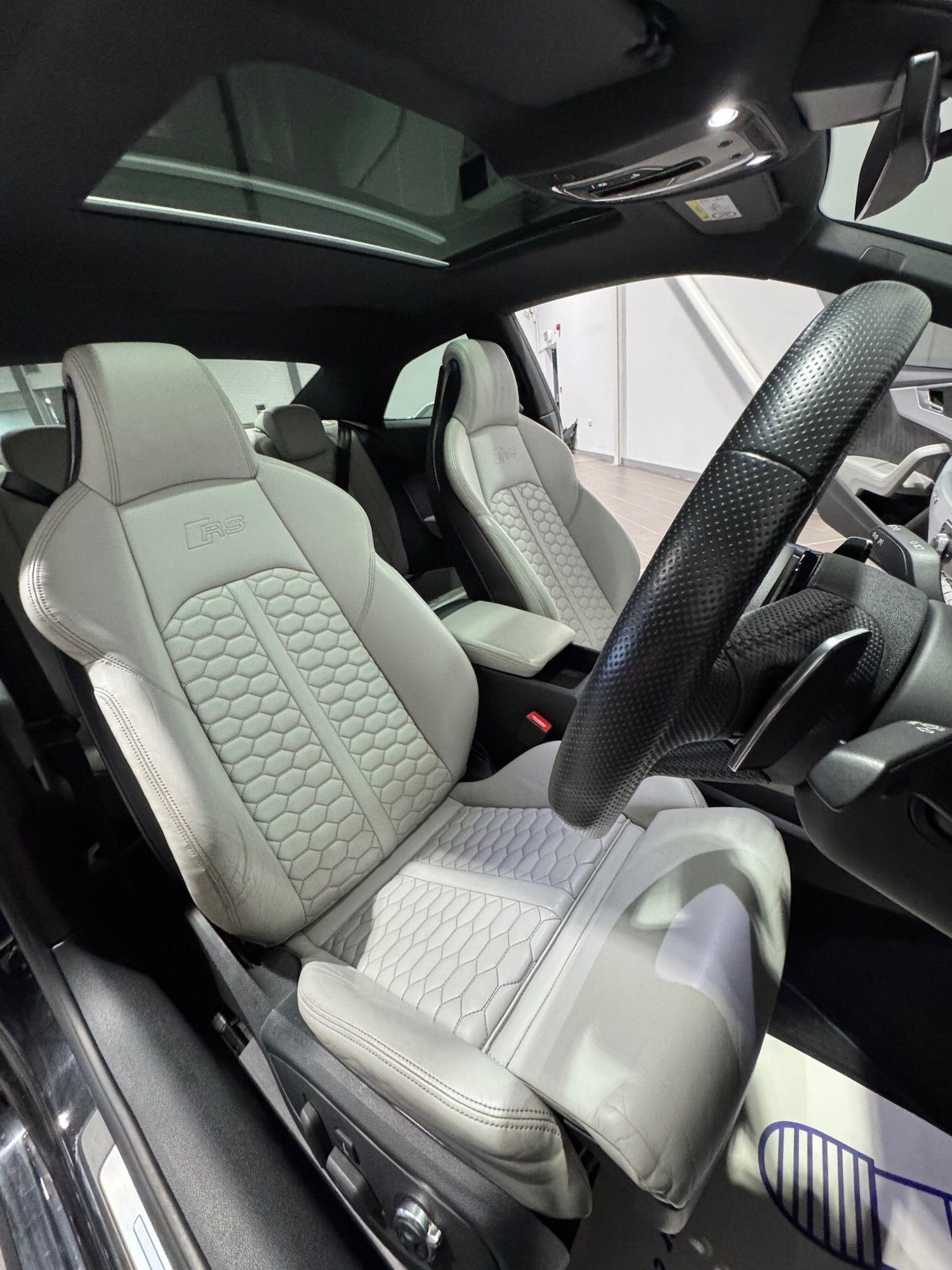 Used Audi RS5 2017 for sale - 77163632: Photo 12