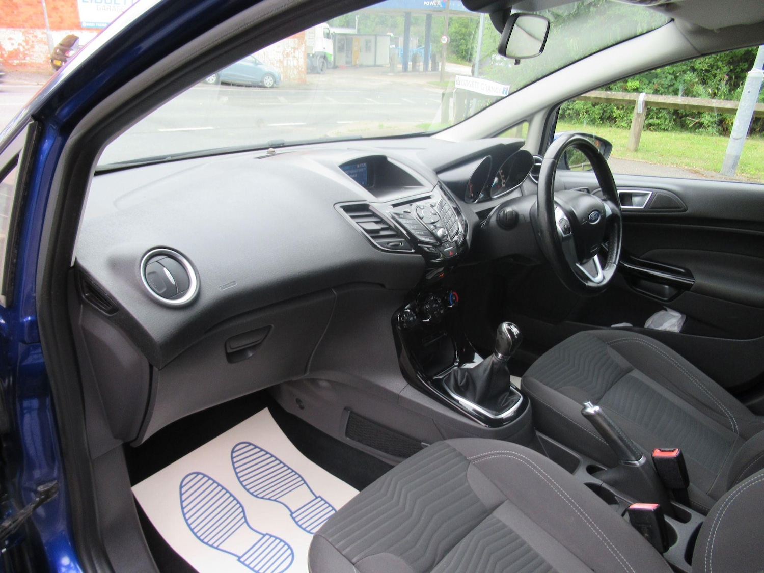 Used Ford Fiesta 2015 for sale - 77344023: Photo 15